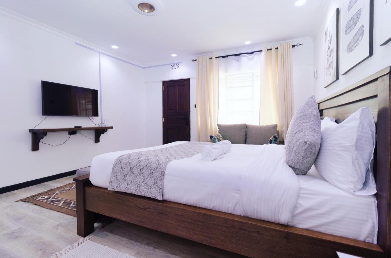 Arabel'S Place Riverside Villas Нанюки Екстериор снимка