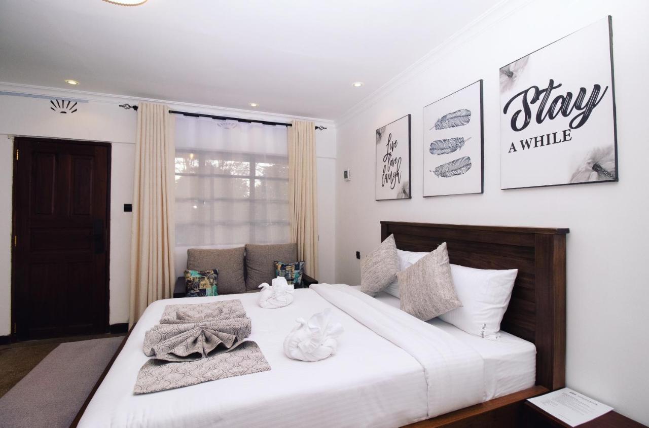 Arabel'S Place Riverside Villas Нанюки Екстериор снимка